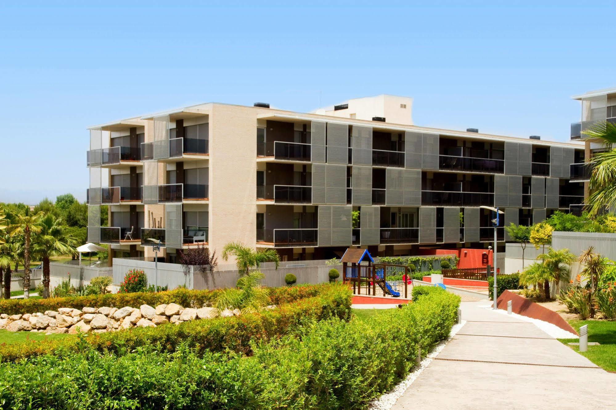 Paradise Village Litoral Costa Dorada Salou Exterior photo