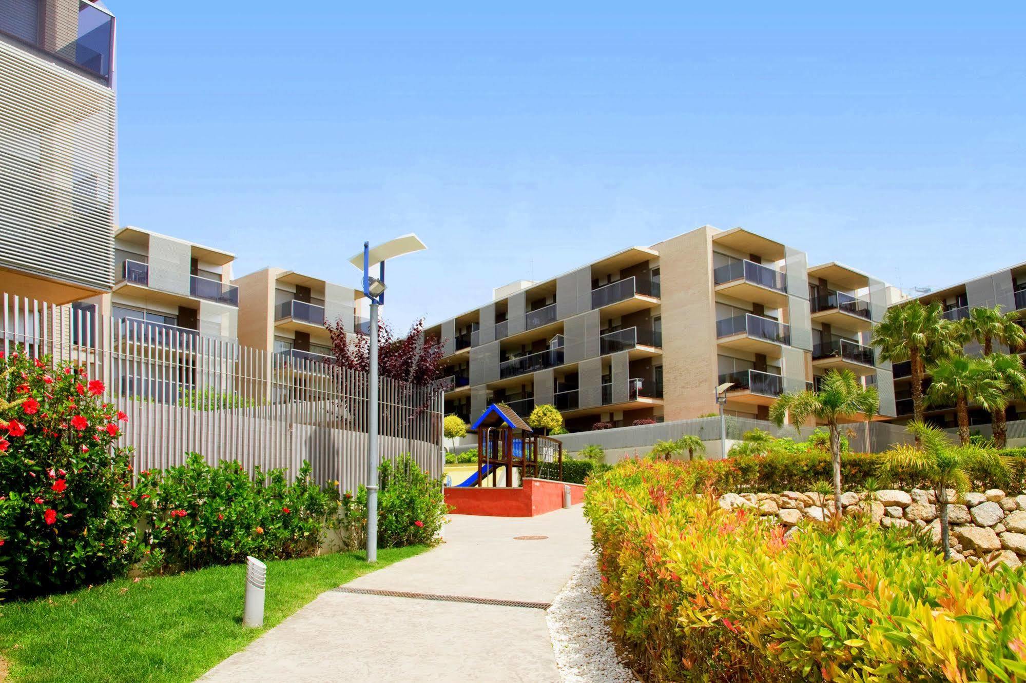 Paradise Village Litoral Costa Dorada Salou Exterior photo